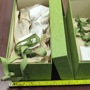 Gucci Vibrant Green Box with Ribbon